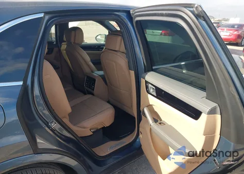 2019 Porsche Cayenne из США, поврежденный, VIN WP1AA2AY3KDA15717